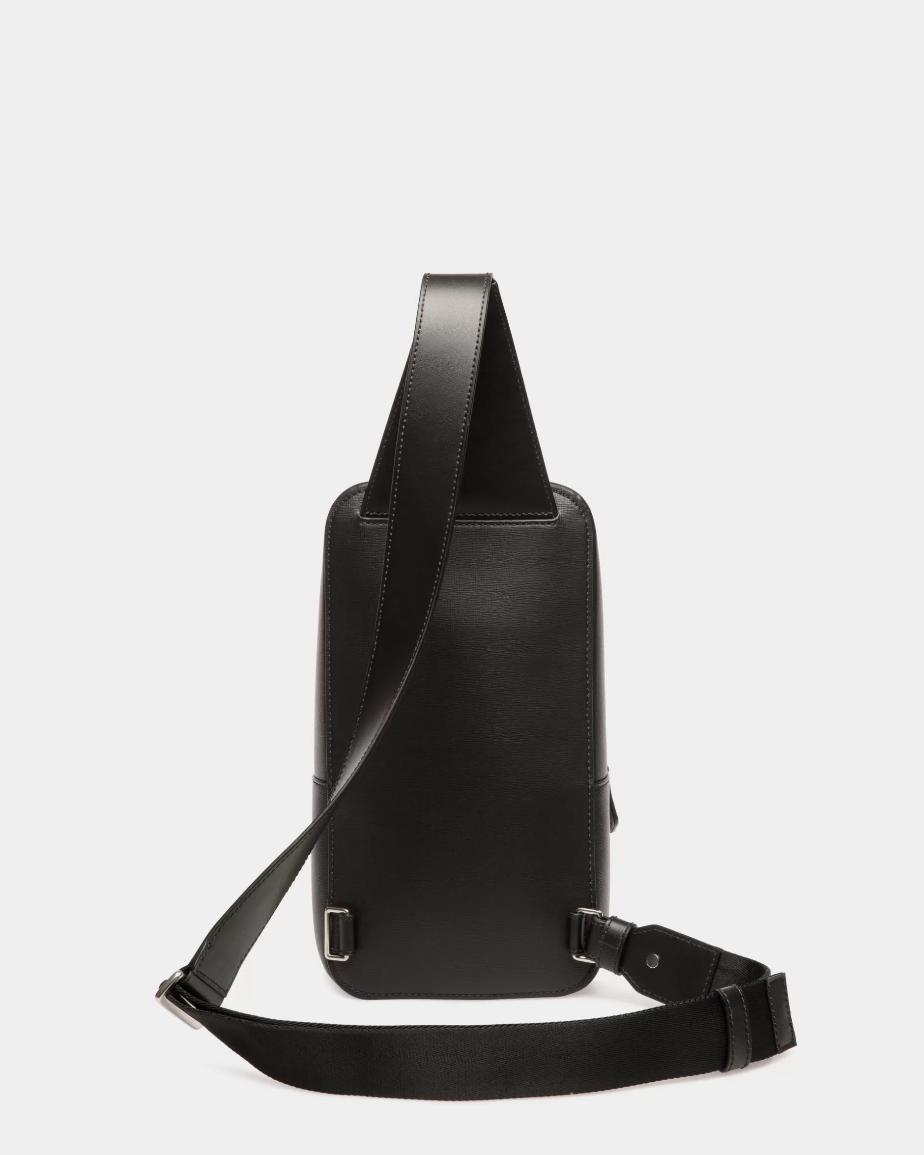 Bally Mythos Sling Bag Aus Recyceltem Leder In Schwarz Fashion