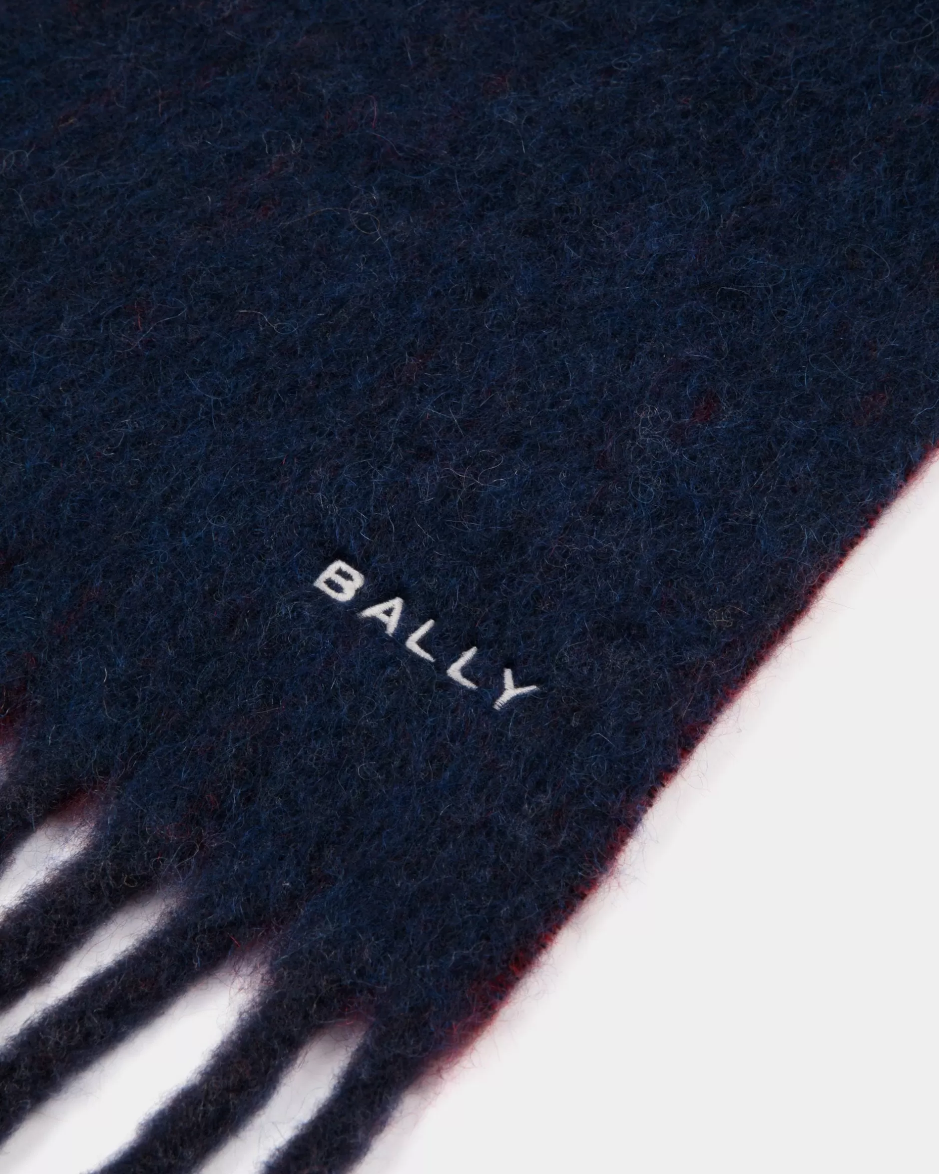 Bally Schal Aus Wollmix In Navy Blue Und Candy Red Mehrfarbig Best